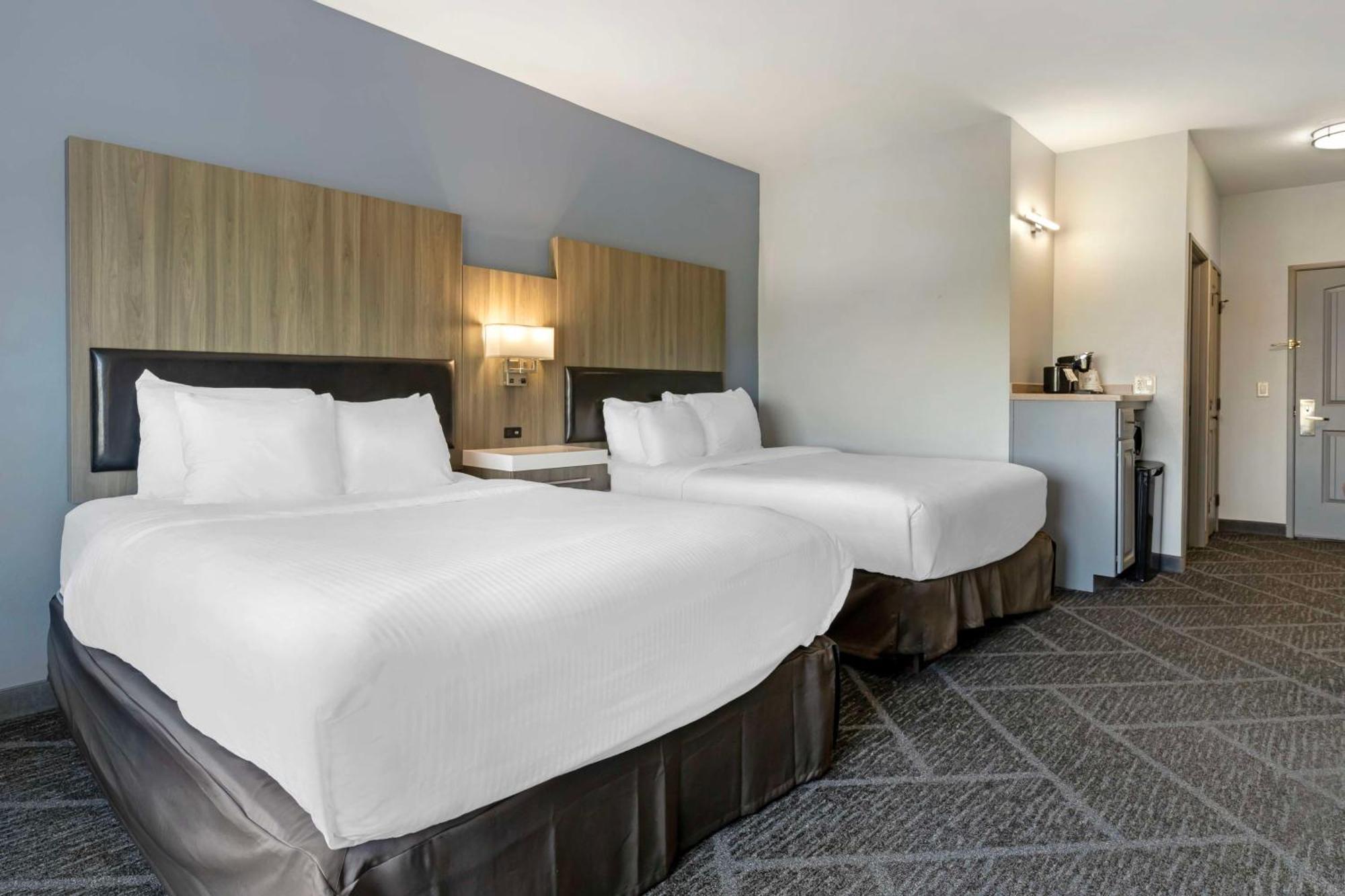 Best Western Plus Appleton Airport Mall Hotel Buitenkant foto