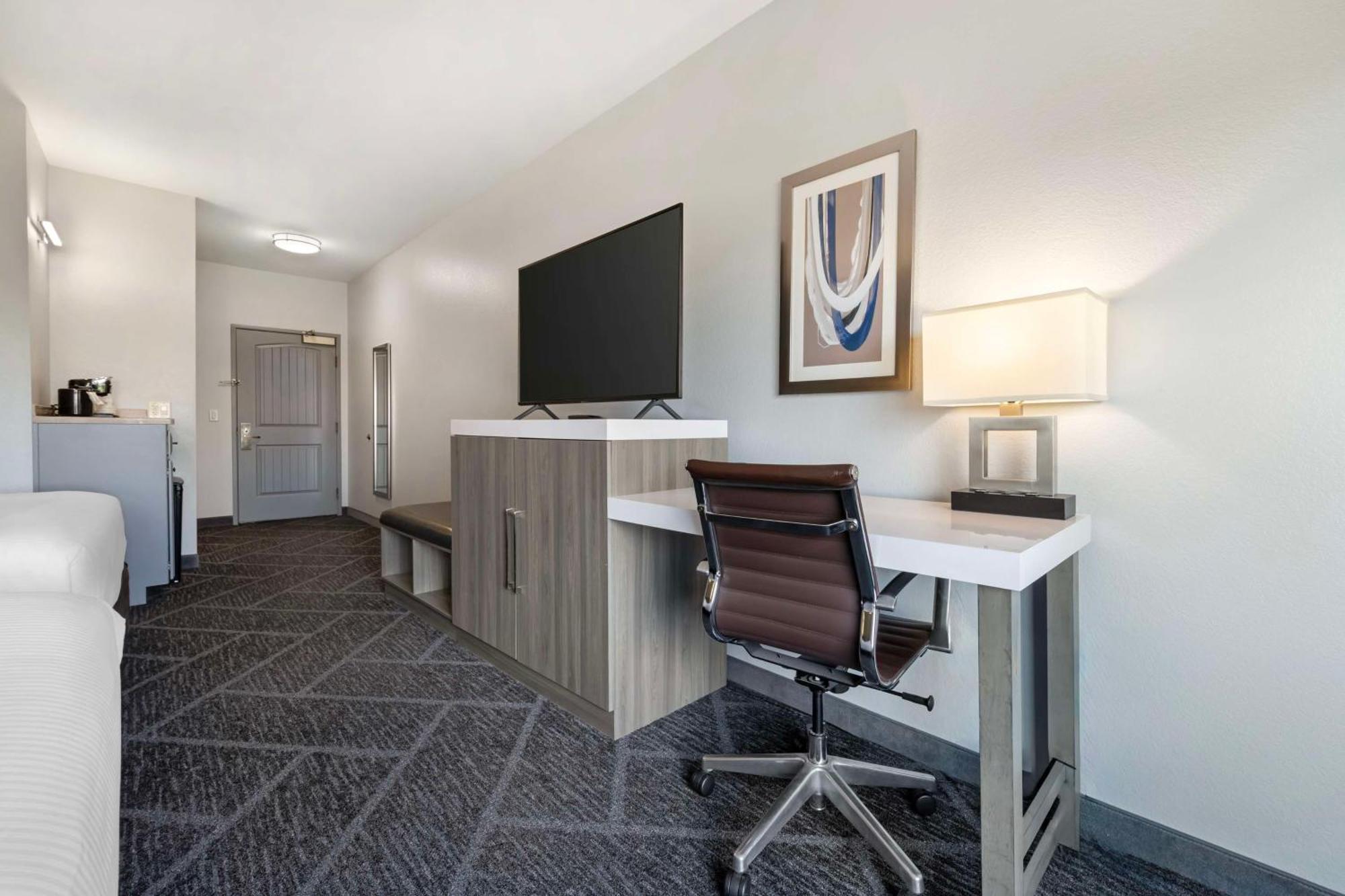 Best Western Plus Appleton Airport Mall Hotel Buitenkant foto